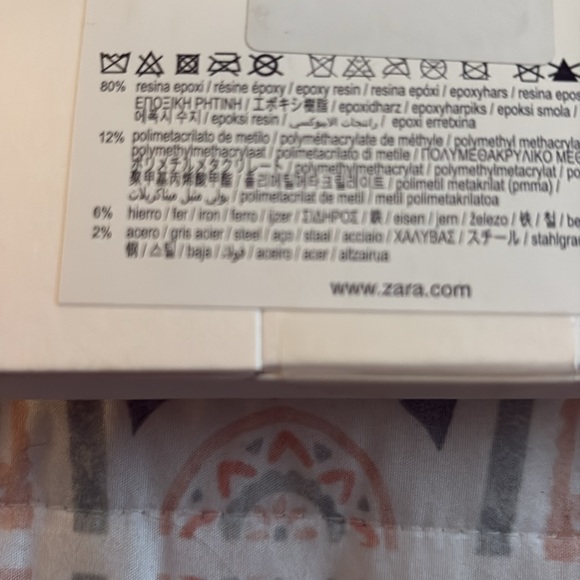 Nwt- Zara- MAXI RESIN FLOWER EARRINGS - Picture 6 of 6